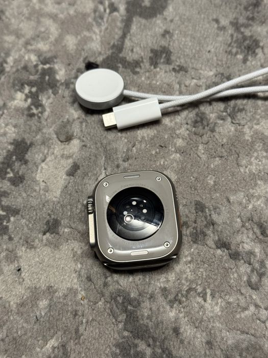 Apple Watch 2 Ultra  Natural Titanium