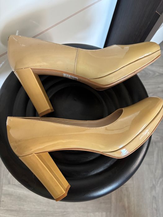 Туфлі Clarks  кожа, лак