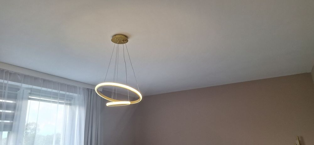Zyrandol ringi led kola zloty