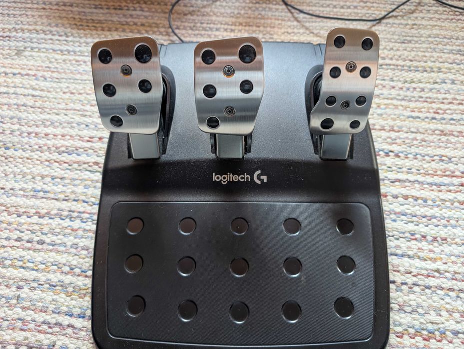 Kierownica Logitech G920 + pedały + shifter