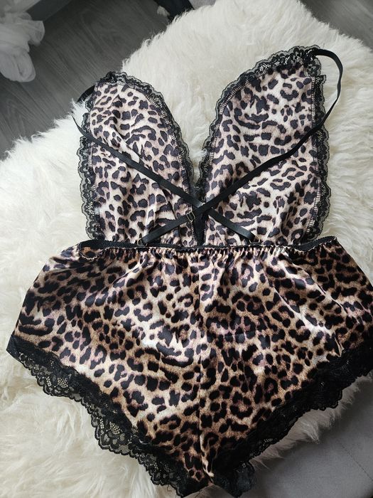 Piżamka damska. Nowa