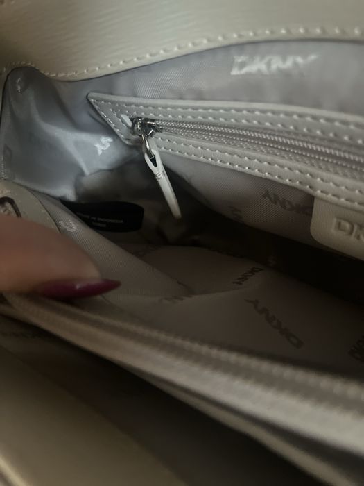 Torebka torba dkny nowa z metka listonoszka