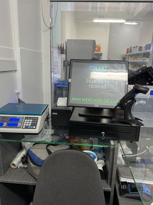 Vendo maquina registrador com balanço usado so 6meses