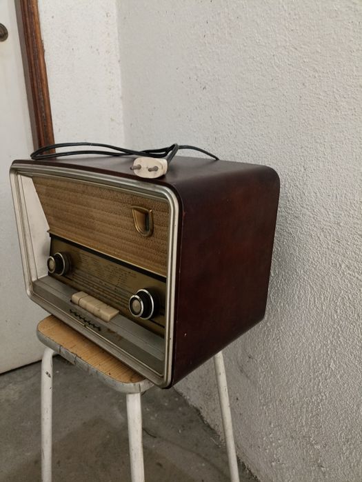 Vendo rádio a funcionar