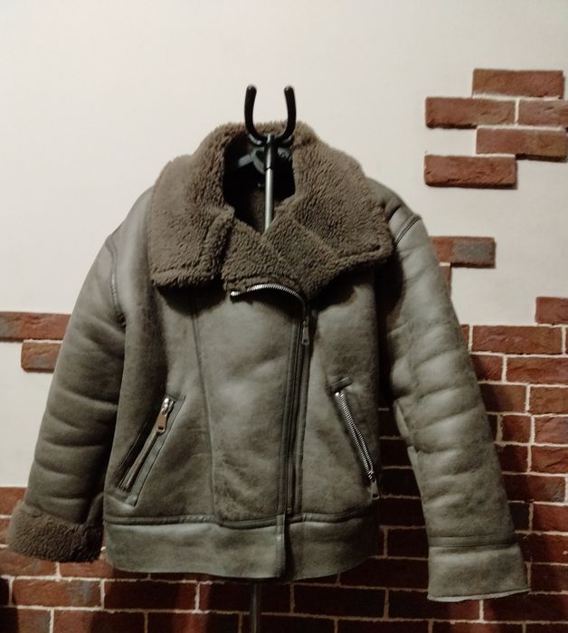 Куртка жіноча розмір L