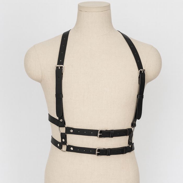 Жіночі портупеї Y2K