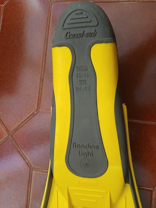 Barbatana Cressi n° 43-44 (usada)