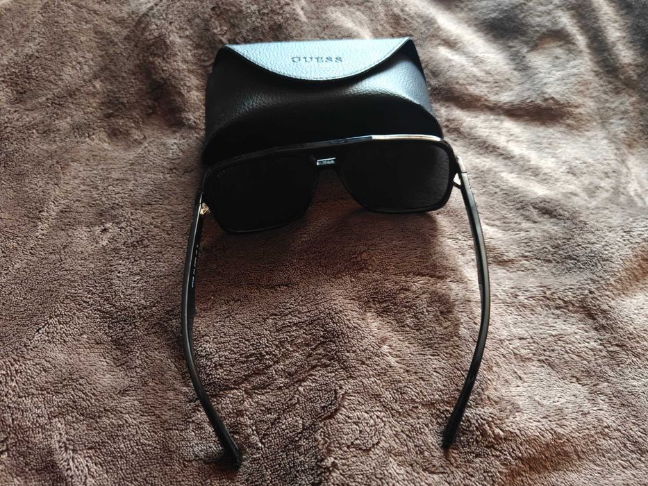 Okulary przeciwsłoneczne męskie GUESS GF5125 01A 61 stan BDB Oryginalne ! Wysyłka OLX !