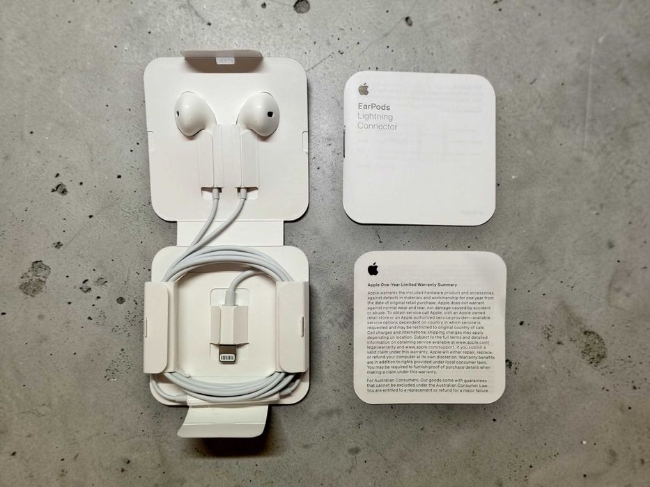 Дротові навушники Apple EarPods (Lightning)