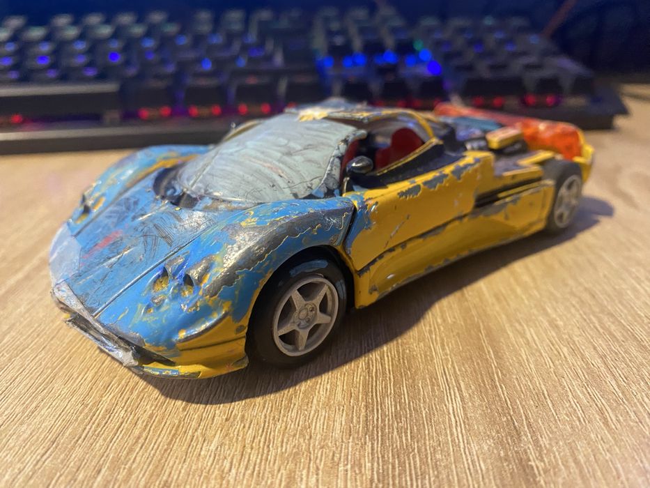 Pagani Zonda 1:32 Na czesci