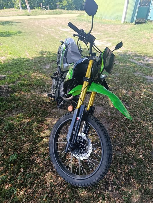 Продам мотоцикол Forte250cba