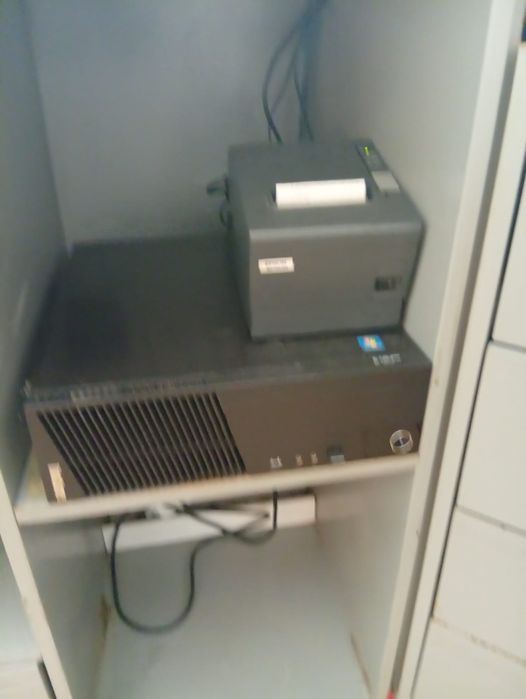 Computador Lenovo + caixa