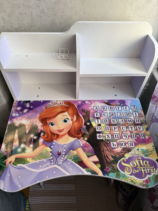 Стіл  , парта дитяча бу