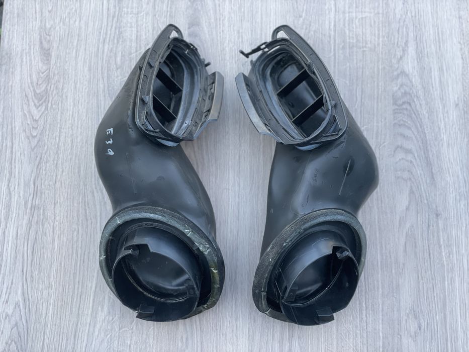 Хобот БМВ Е39 Дорестайлінг Патрубок Корпусу фільтра салону BMW L R