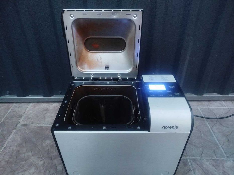Хлебопечка Gorenje BM900AL