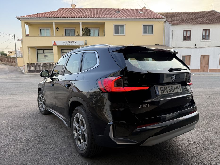 BMW   iX1 eDrive20 Electrico