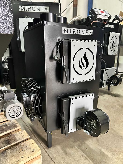 Piec nadmuchowy  25kW – mocny piec z okładziną szamotową , do 200m2