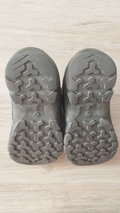 Кросівки хлопчик 26 розмір