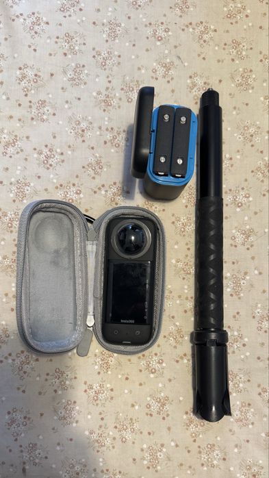 Camera Insta 360 X3
