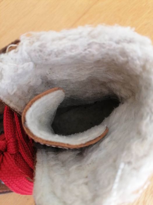 Botas Castanhas Camurça Forradas com Pêlo