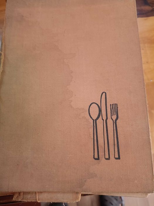 Książka "Kucharz gastronom"z roku 1962