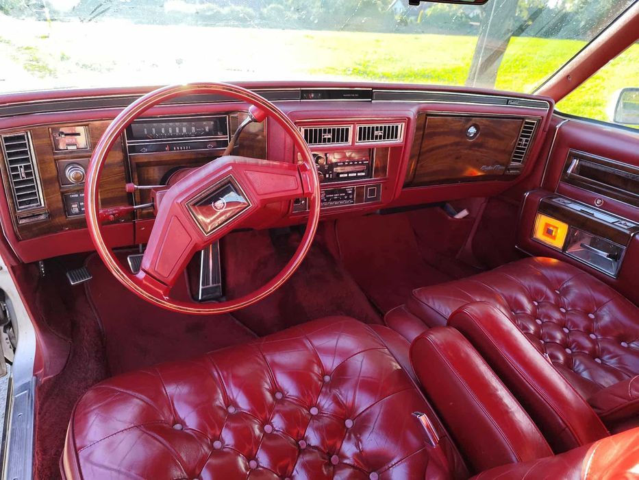 Cadillac Brougham d'Elegance