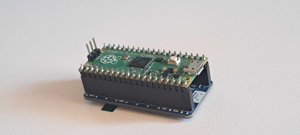 Zestaw Raspberry Pico 2040 + Waveshare Pico OLED-1.3