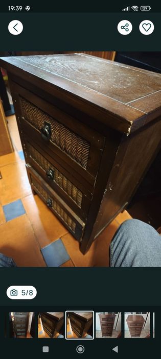 2 camiseiros de madeira com 5 gavetas oferta da mesa de cabeceira