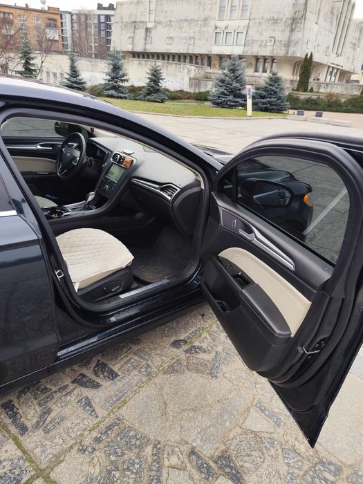 Продам Ford Fusion Titanium