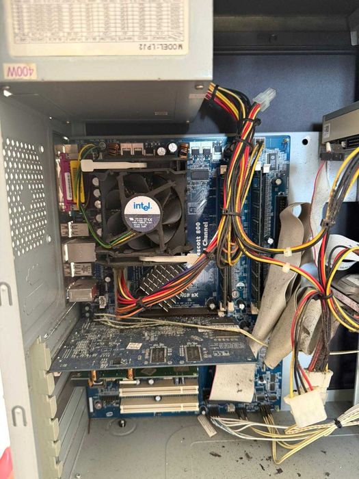 Computador Peças 30€