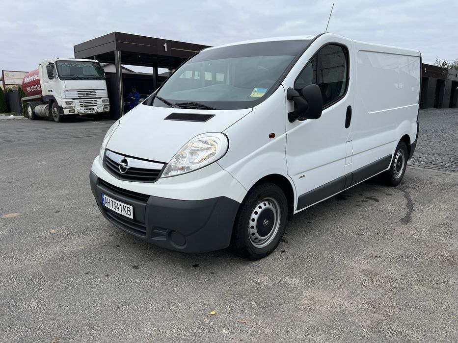 Продам Opel Vivaro 2,0 2013 рік.