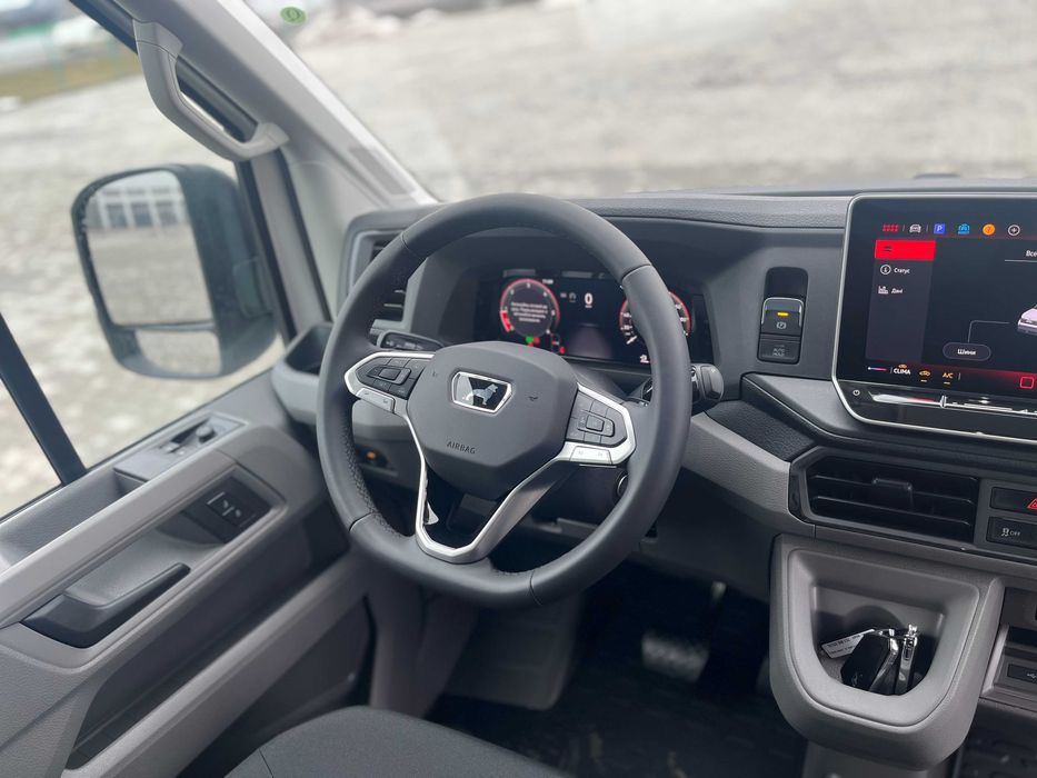MAN TGE 3.180 4x4 SB L3H3 Цільнометалевий фургон