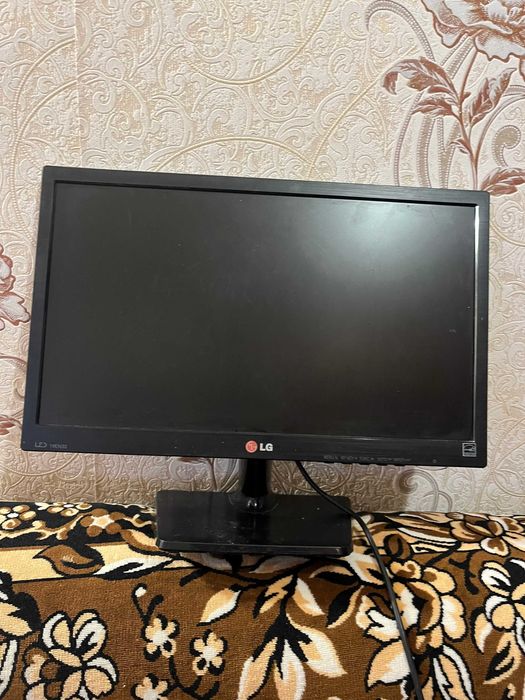 Монітор LG на ремонт або запчастини