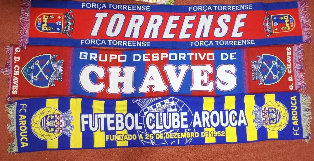 Cachecóis de futebol retro