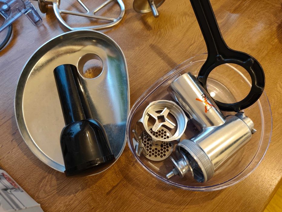 KENWOOD Robot kuchenny planetarny KCC9040S + przystawki KAM353ME