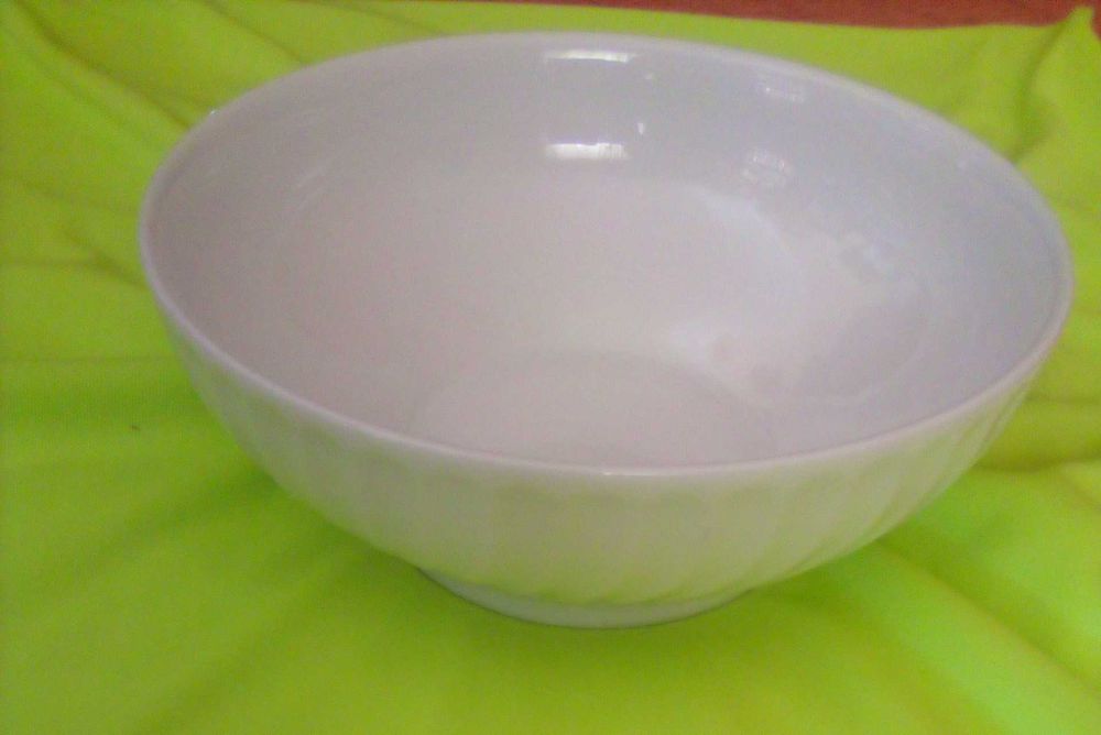 varias louças para desocupar