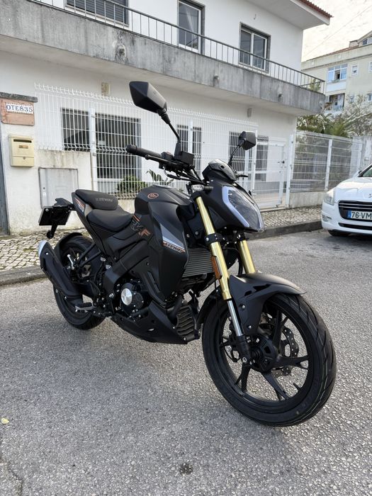 Keeway RKF 125 apenas 112km