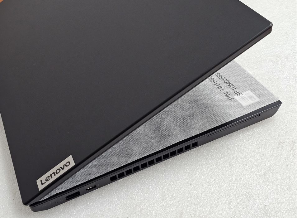 Нові ноутбуки Lenovo ThinkPad P15v Gen 1, i7-10750H, 32/512Gb, Win Pro