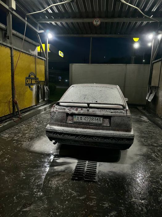 продам Вольво 440