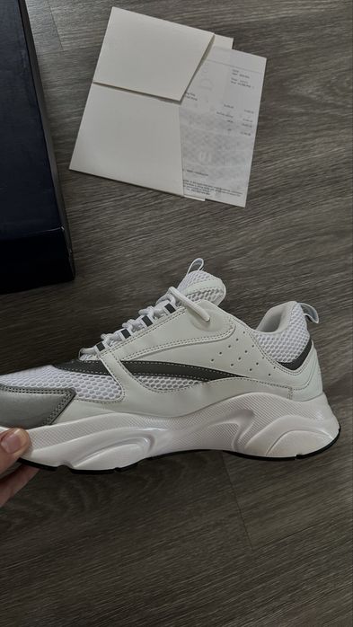Dior B22 brancos