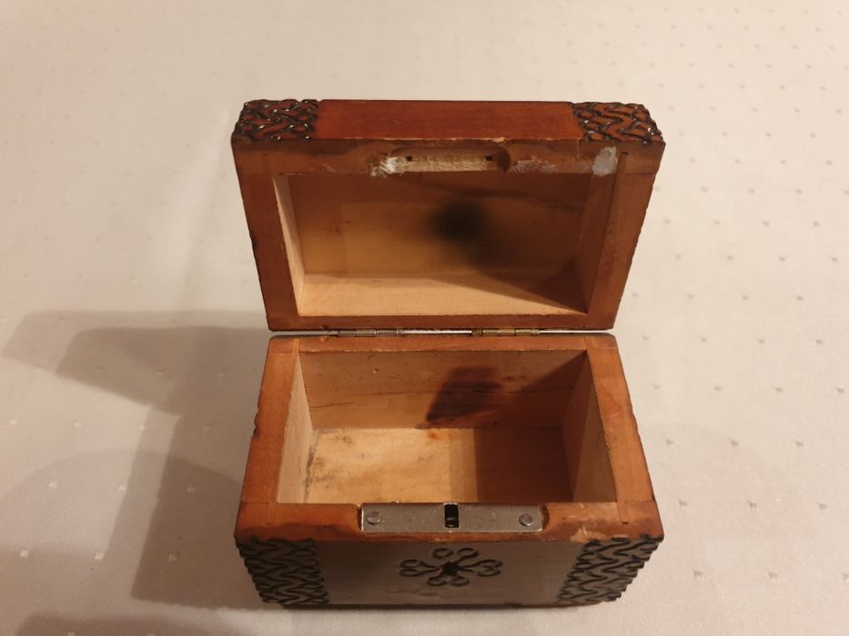 Drewniana szkatułka hand made art deco