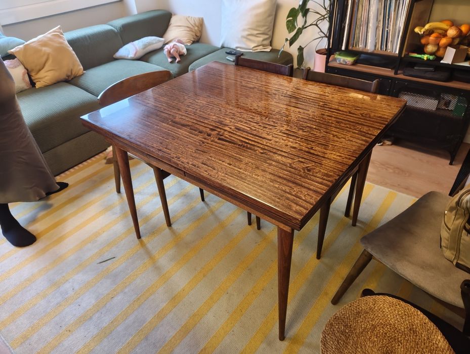 Mesa Olaio Vintage pés de palito extensível