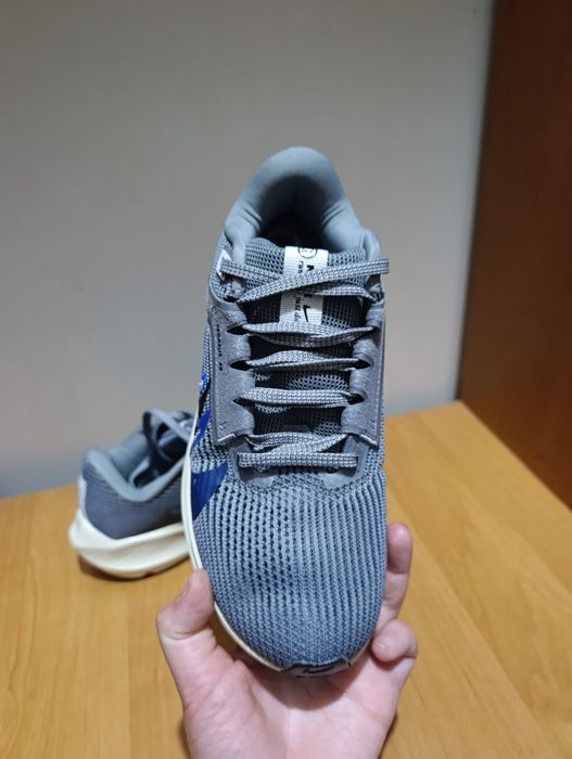 Кросівки Nike 38