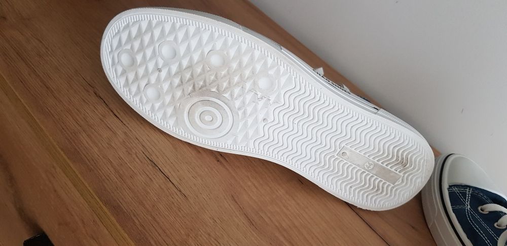 Trampki sportowe