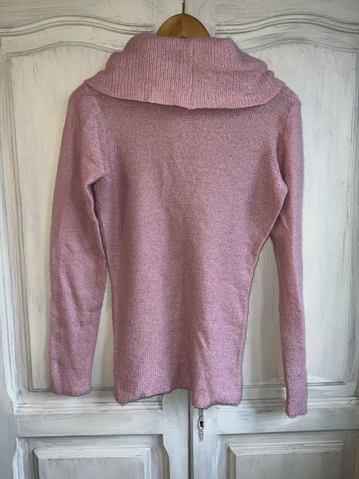 Sweter z duzym golfem. Top Secret. L