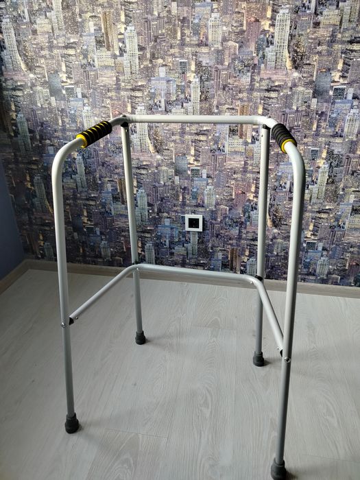 Ходунки для пересування