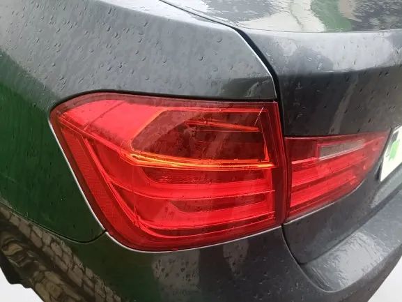 Farolim esquerdo BMW 3 (F30, F80)