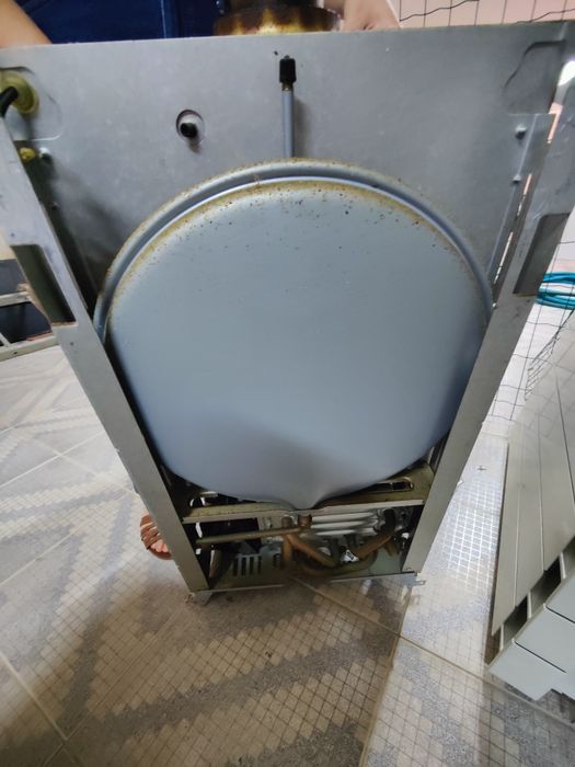 Vaillant Turbo tech Pro + Radiadores