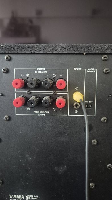 Subwoofer aktywny Yamaha YST-SW 40