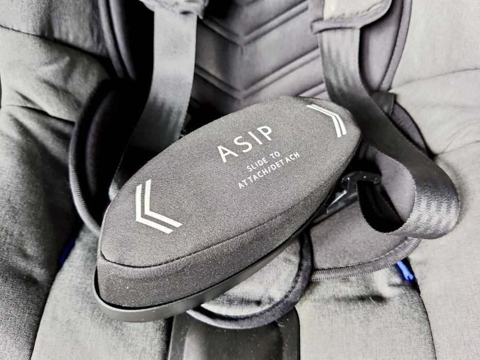 Fotelik samochodowy Axkid Minikid 2.0